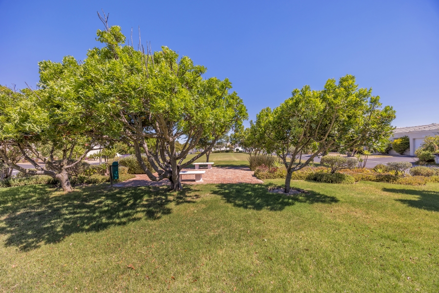 To Let 4 Bedroom Property for Rent in Sunningdale Western Cape